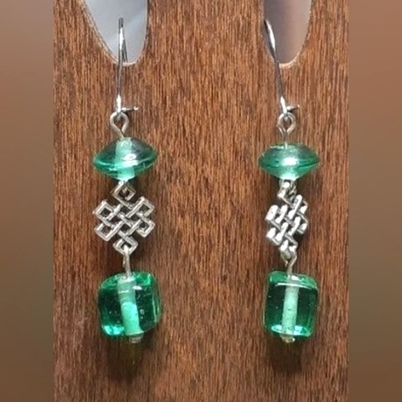 HANDMADE Sea Green Glass & Silver Celtic Knot Beaded Dangle Earrings - Picture 1 of 2